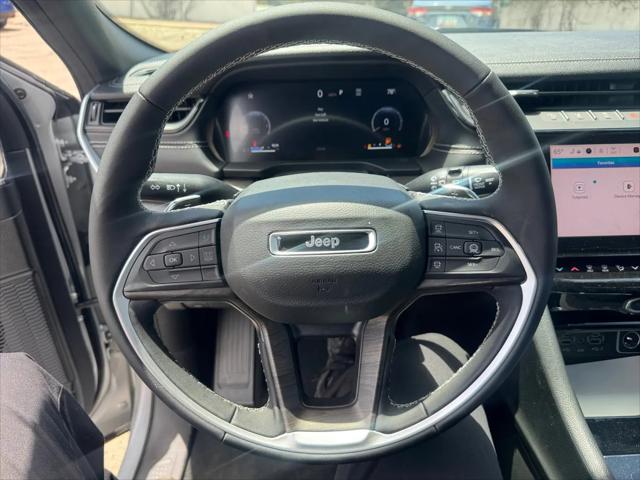 2026 Jeep Grand Cherokee L Altitude 4x2