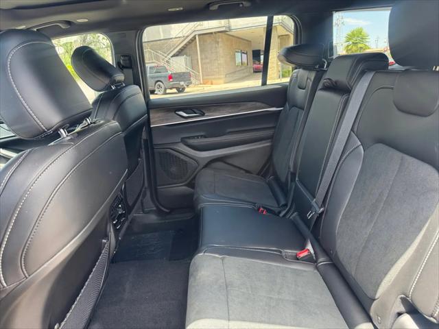 2026 Jeep Grand Cherokee L Altitude 4x2