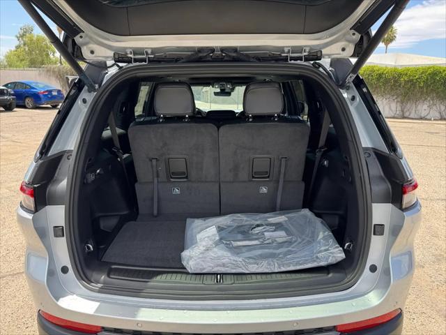 2026 Jeep Grand Cherokee L Altitude 4x2