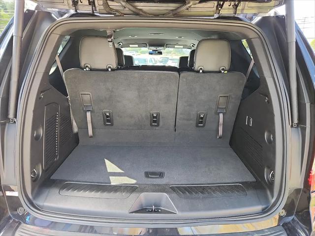 2024 GMC Yukon 4WD SLT