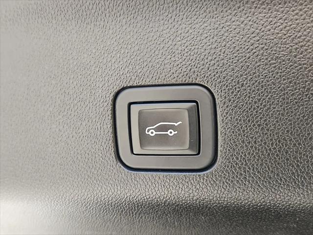 2024 GMC Yukon 4WD SLT