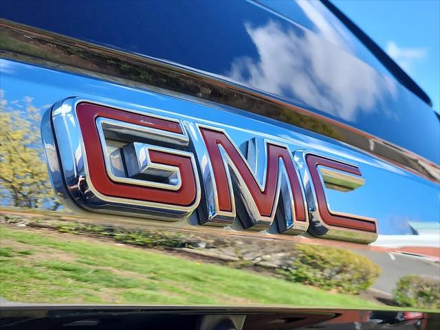 2024 GMC Yukon 4WD SLT