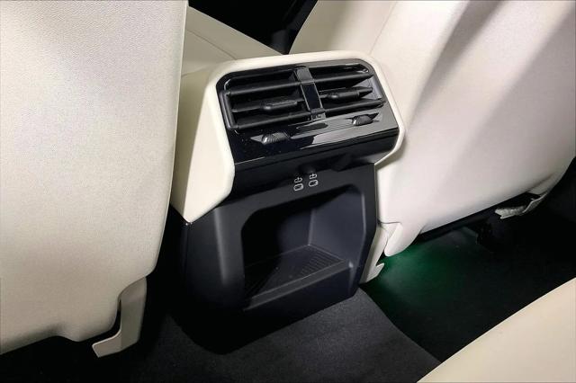 2027 BMW 5 Series 550e xDrive