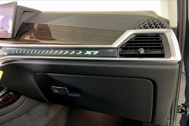 2027 BMW X7 xDrive40i