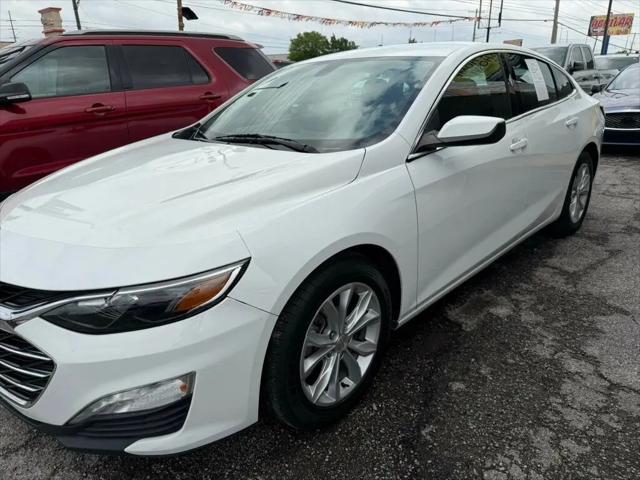 2022 Chevrolet Malibu FWD LT