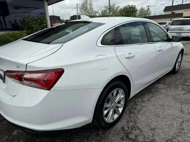2022 Chevrolet Malibu FWD LT