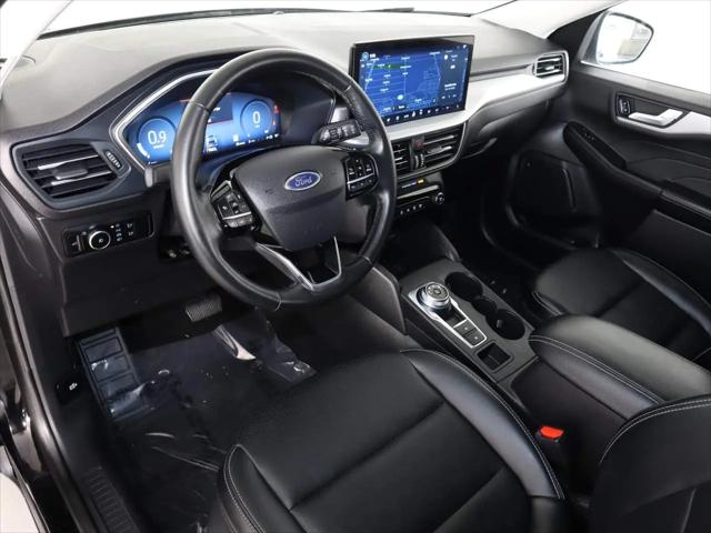 2025 Ford Escape Platinum