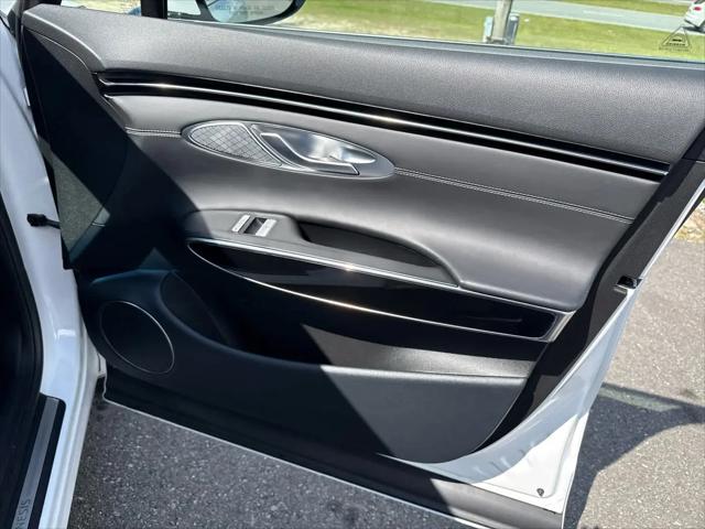2025 Genesis GV70 2.5T AWD