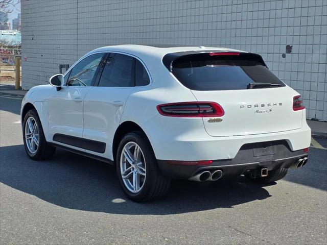 2016 Porsche Macan S