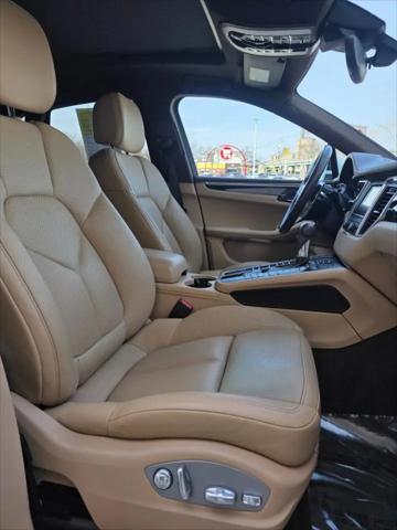 2016 Porsche Macan S