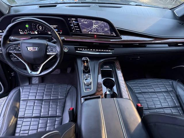 2022 Cadillac Escalade 4WD Sport Platinum