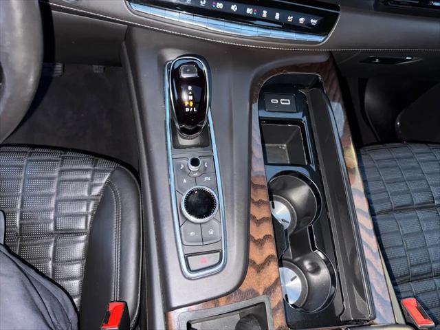 2022 Cadillac Escalade 4WD Sport Platinum