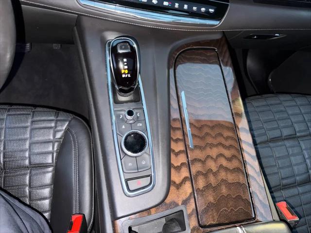 2022 Cadillac Escalade 4WD Sport Platinum