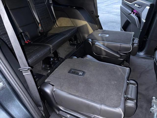 2022 Cadillac Escalade 4WD Sport Platinum