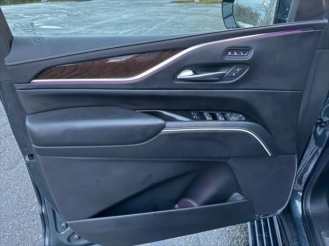 2022 Cadillac Escalade 4WD Sport Platinum