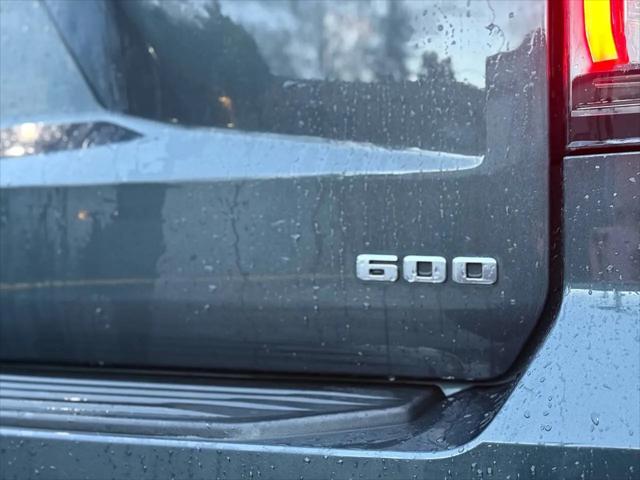 2022 Cadillac Escalade 4WD Sport Platinum