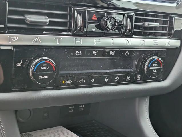 2026 Nissan Pathfinder SL