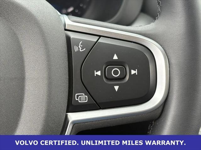 2025 Volvo XC60 B5 Core