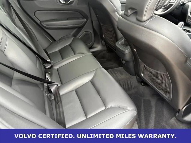 2025 Volvo XC60 B5 Core