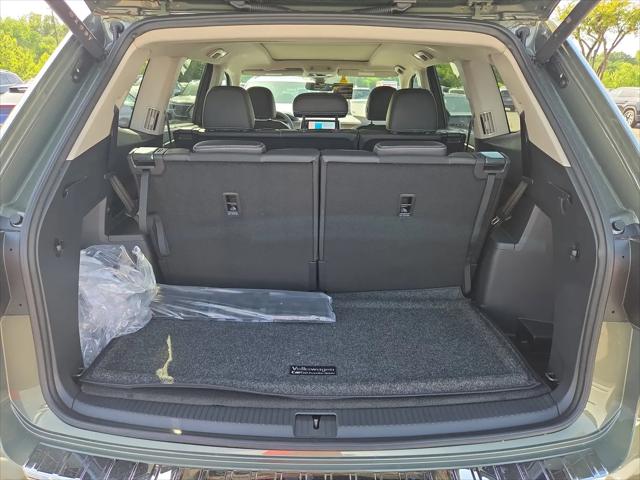 2026 Volkswagen Atlas SE with Technology