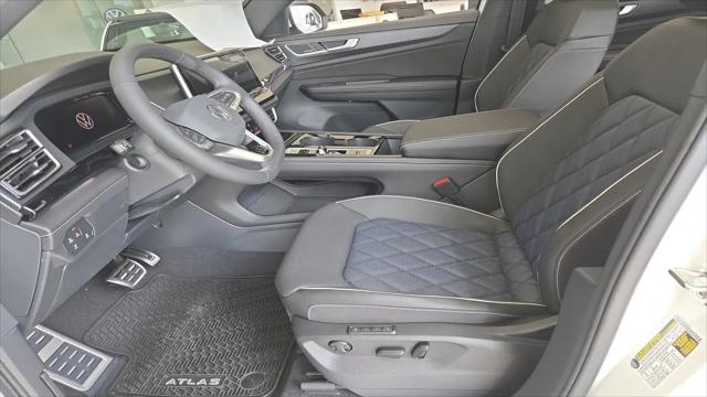 2026 Volkswagen Atlas Cross Sport SEL Premium R-Line