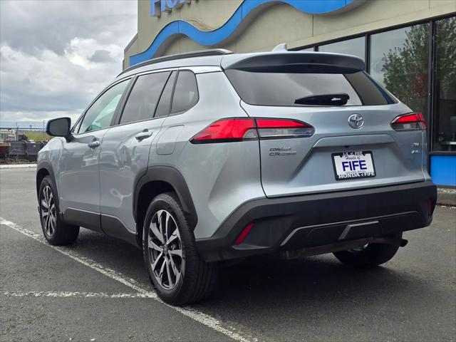 2024 Toyota Corolla Cross XLE