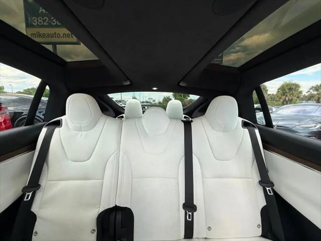 2022 Tesla Model X Dual Motor All-Wheel Drive