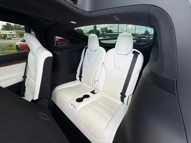 2022 Tesla Model X Dual Motor All-Wheel Drive