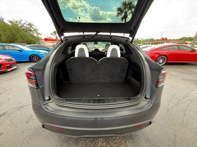 2022 Tesla Model X Dual Motor All-Wheel Drive