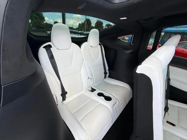 2022 Tesla Model X Dual Motor All-Wheel Drive