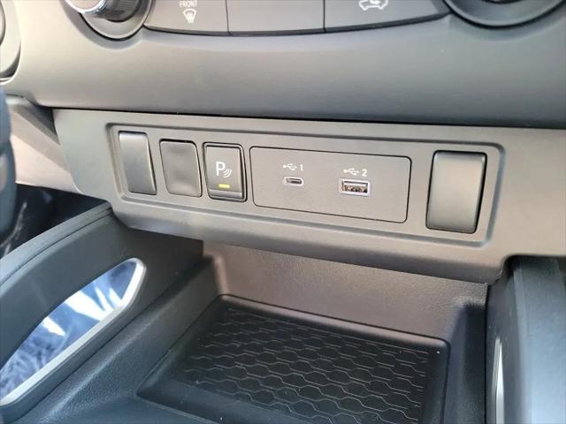 2026 Nissan Frontier Crew Cab SV 4x2