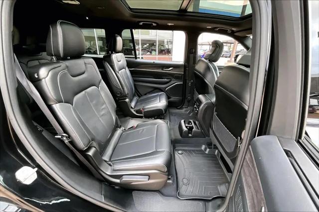 2023 Jeep Grand Cherokee L Overland 4x4