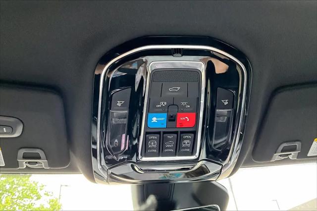 2023 Jeep Grand Cherokee L Overland 4x4