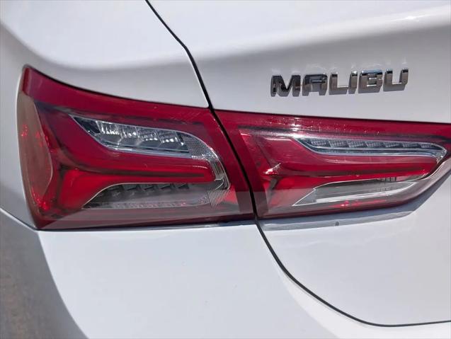 2022 Chevrolet Malibu FWD LT