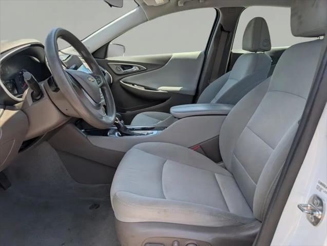 2022 Chevrolet Malibu FWD LT