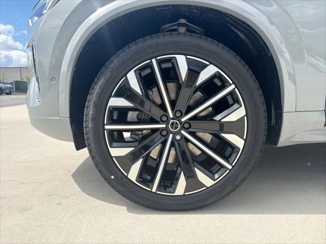 2026 Volvo XC90 Plug-In Hybrid Plus, T8 AWD, Electric/Gasoline, Bright, 7 Seats