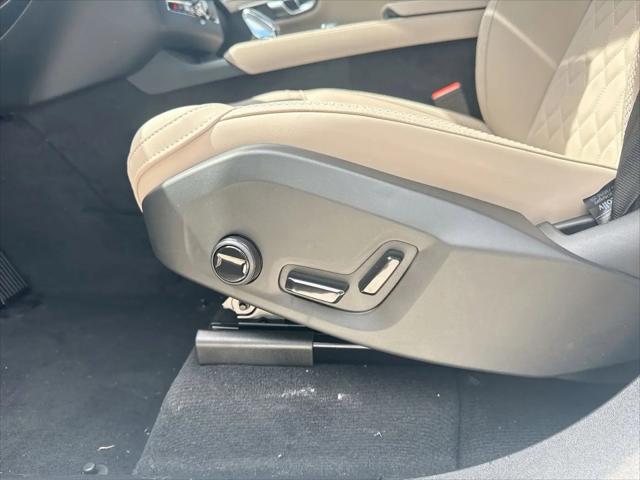 2026 Volvo XC90 Plug-In Hybrid Plus, T8 AWD, Electric/Gasoline, Bright, 7 Seats