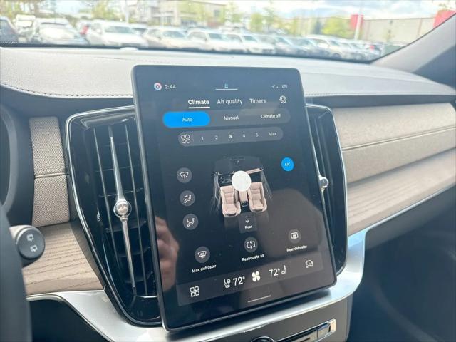 2026 Volvo XC90 Plug-In Hybrid Plus, T8 AWD, Electric/Gasoline, Bright, 7 Seats