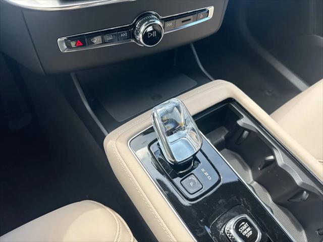 2026 Volvo XC90 Plug-In Hybrid Plus, T8 AWD, Electric/Gasoline, Bright, 7 Seats