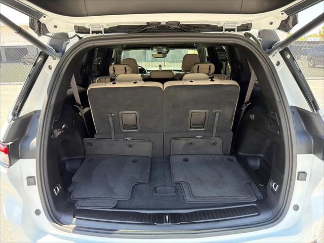 2023 Jeep Grand Cherokee L Limited 4x2