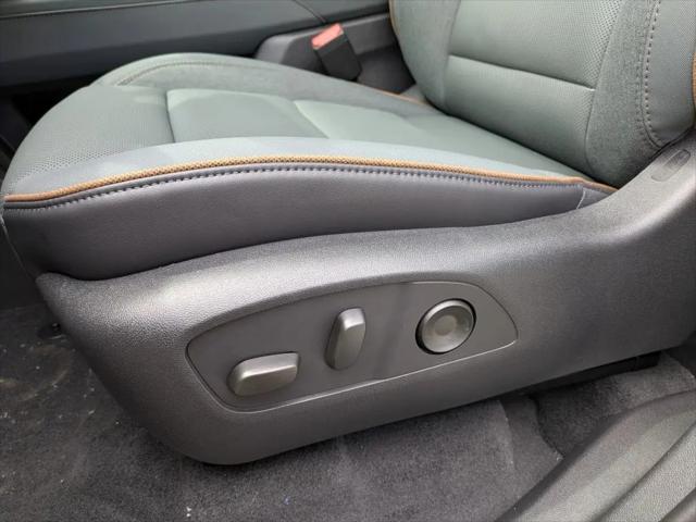 2026 GMC Acadia AT4 AWD