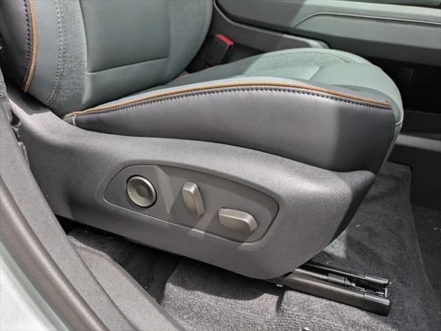2026 GMC Acadia AT4 AWD