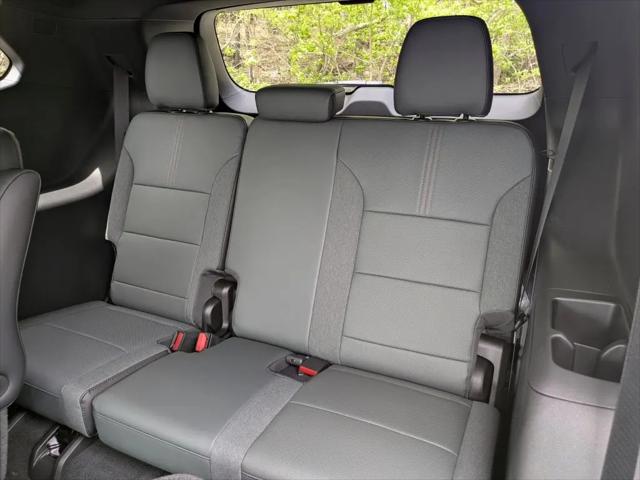 2026 GMC Acadia AT4 AWD