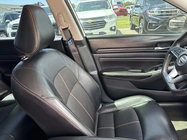 2022 Nissan Altima SR FWD