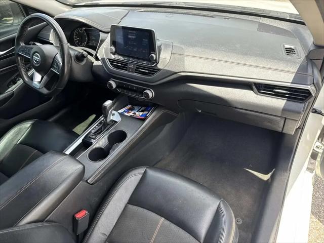 2022 Nissan Altima SR FWD