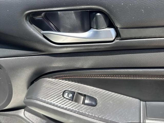 2022 Nissan Altima SR FWD