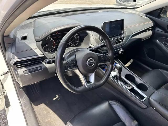 2022 Nissan Altima SR FWD
