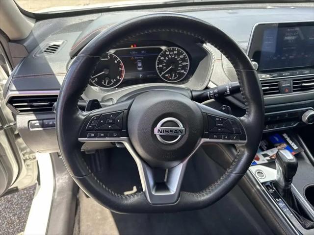 2022 Nissan Altima SR FWD
