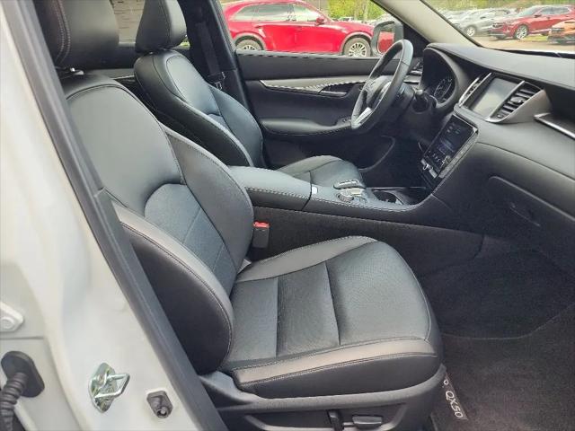 2023 INFINITI QX50 LUXE AWD