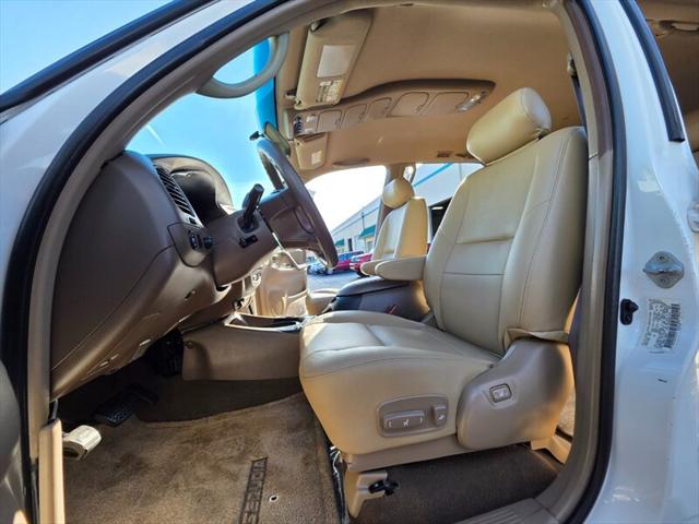 2001 Toyota Sequoia SR5 V8